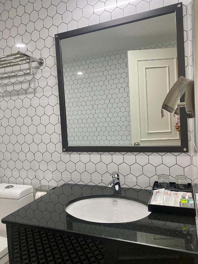 Khách sạn Robin Gia Nghĩa Exterior foto