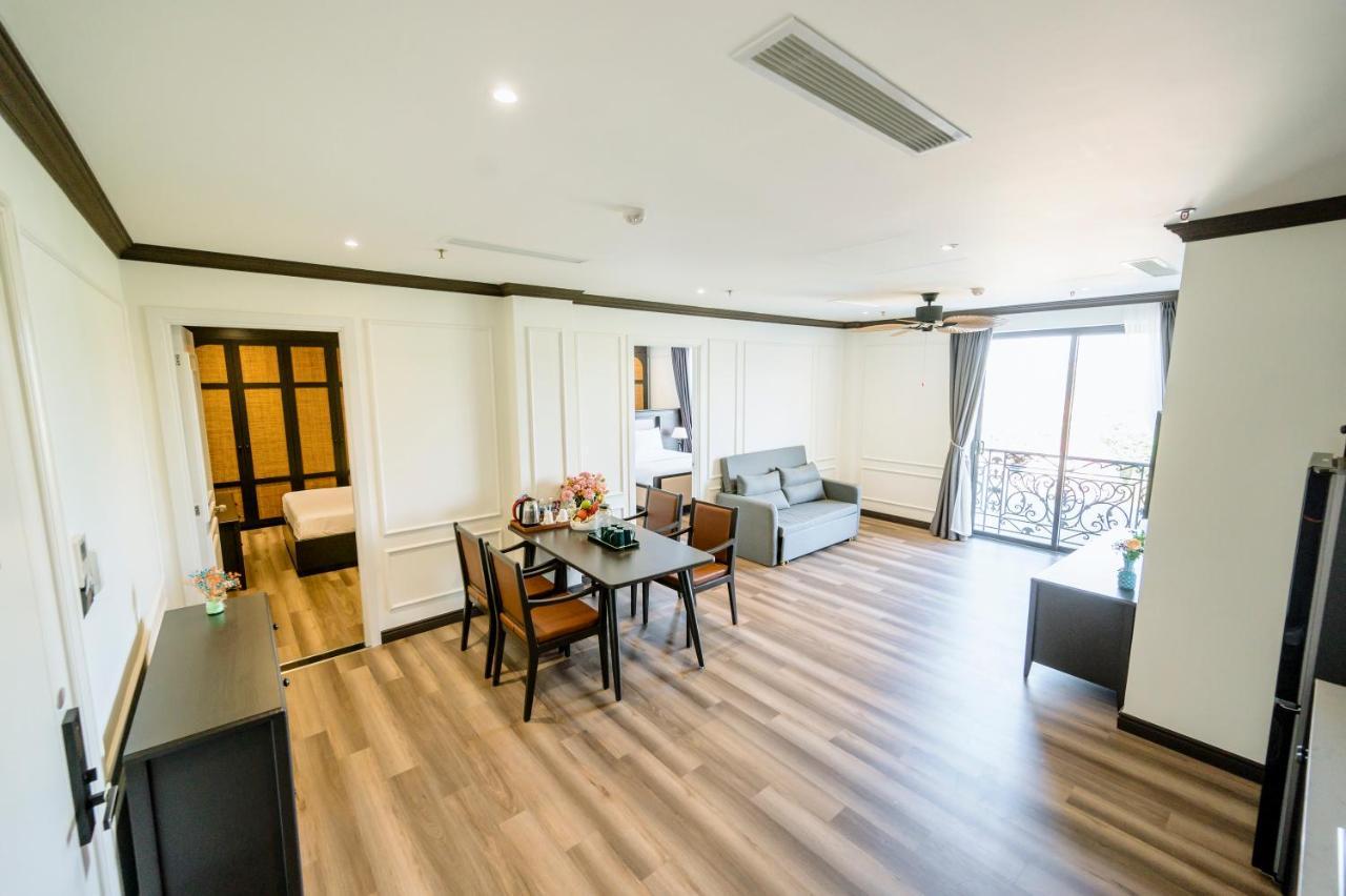 Khách sạn Robin Gia Nghĩa Exterior foto