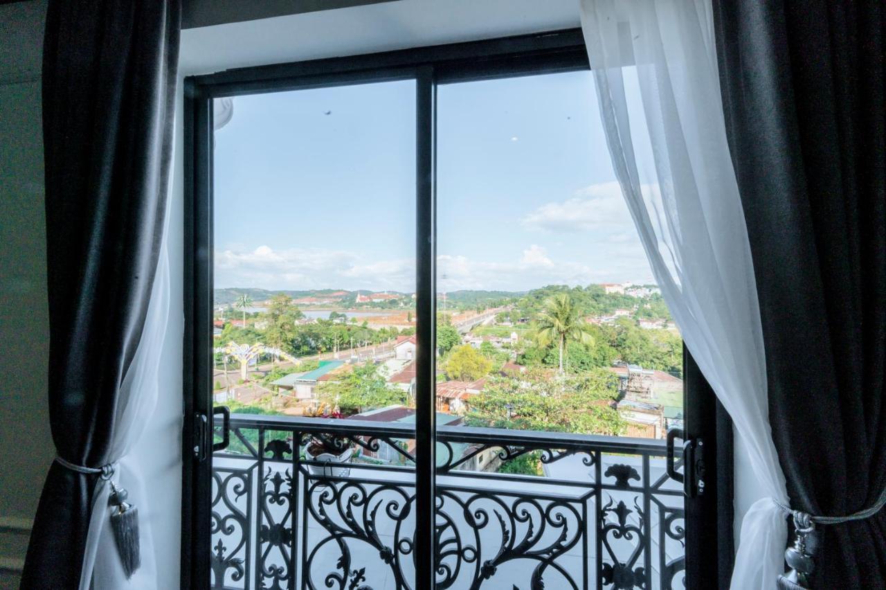 Khách sạn Robin Gia Nghĩa Exterior foto
